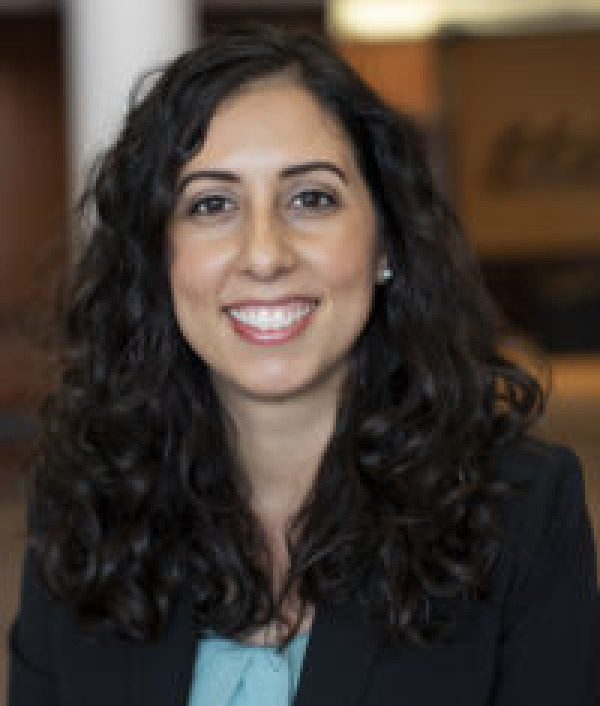 Nicole Zaitoon headshot